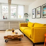 Colorful 3-bedroom * Сараево