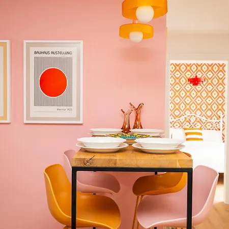 Apartment Colorful 3-bedroom Sarajevo