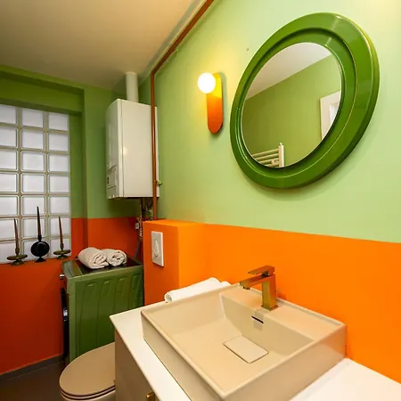 Apartment Colorful 3-bedroom